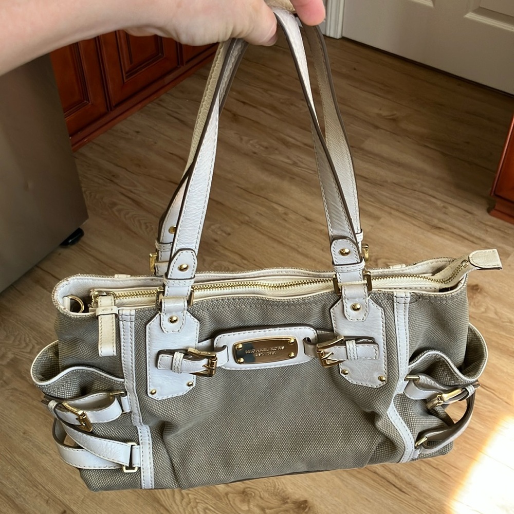 Michael Kors canvas and leather Stylish tan and White Women's shoulder  Bag
